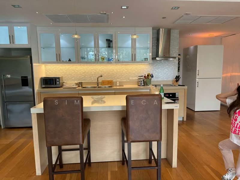 Ficus Lane, Bangkok, Soi Sukhumvit 44/1, Phra Kanong, Khlong Toei, Bangkok, 2 Bedrooms, 116 sqm, Condo For Rent, by Simon Decalf, 500384606 - DDproperty.com