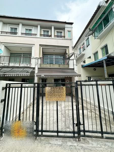 Baan Klang Muang Swiss Town Kaset-Nawamin, Bangkok, Soi Moobaan Klang Mueng, Chorake Bua, Lat Phrao, Bangkok, 3 Bedrooms, 175 sqm, Townhouse For Sale, by Sirithong Saetang, 500384633 - DDproperty.com
