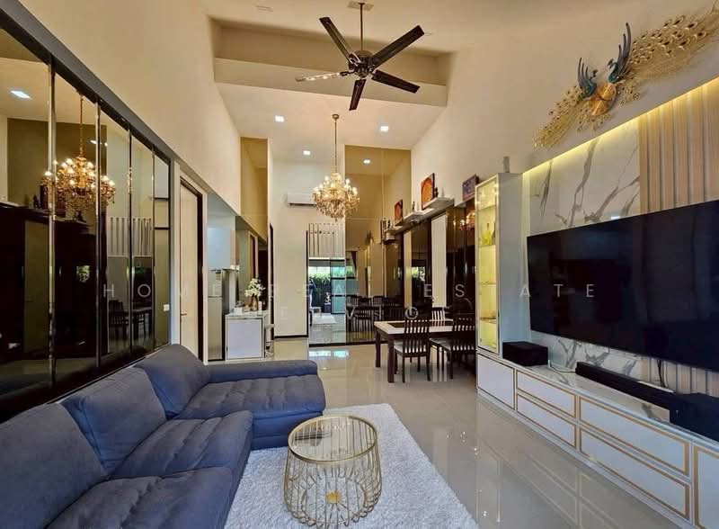 The Maple Pattaya, Chon Buri (Pattaya), 45 Moo 2 Khaomakok Soi 12/1, Huai Yai, Bang Lamung (Pattaya), Chon Buri (Pattaya), 2 Bedrooms, 132 sqm, Villa For Sale, by HOME Real Estate Service, 500384635 - DDproperty.com