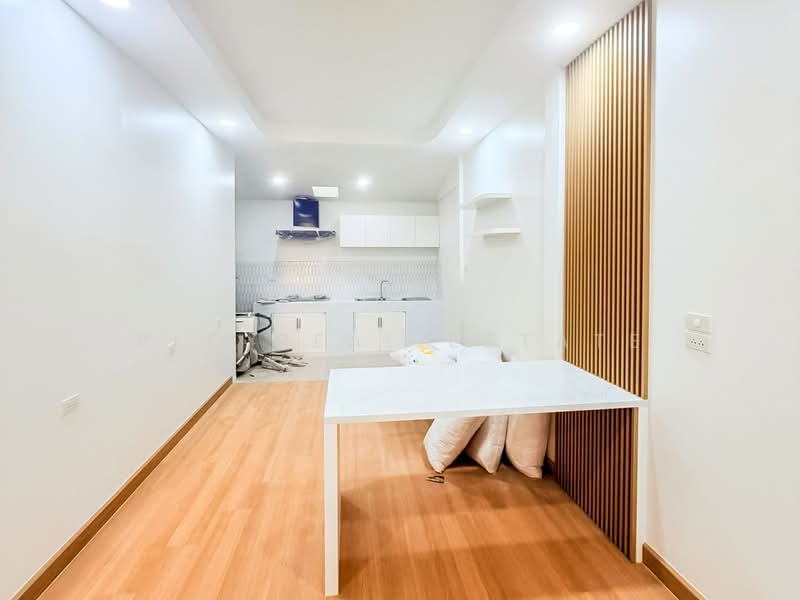 ขาย ทาวน์เฮาส์รีโนเวทใหม่ เขาตาโล พัทยาตะวันออก 2 ห้องนอน พร้อมเฟอร์นิเจอร์, ชลบุรี, บางละมุง, ชลบุรี, 96 ตร.ม., ทาวน์เฮ้าส์ ขาย, โดย PLC real estate, 500384638 - DDproperty.com