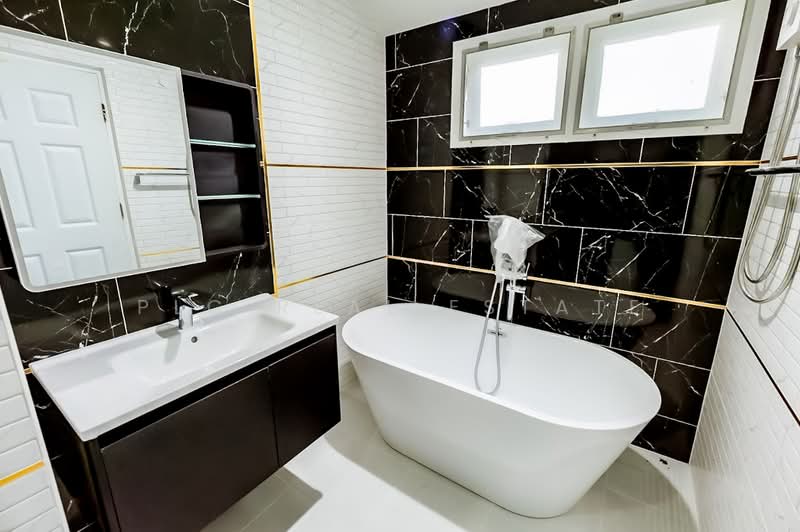Once Pattaya, Chon Buri (Pattaya), 15 6 Sukhumvit 99, Na Kloe, Bang Lamung (Pattaya), Chon Buri (Pattaya), 3 Bedrooms, 328 sqm, Condo For Sale, by PLC real estate, 500384663 - DDproperty.com