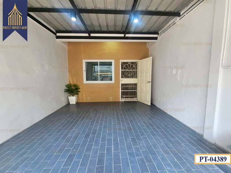 ปรีชา 8, Bangkok, Hua Mak, Bang Kapi, Bangkok, 2 Bedrooms, 90 sqm, Townhouse For Sale, by ปภัชญา ธนัตถ์ภรณ์, 500384675 - DDproperty.com