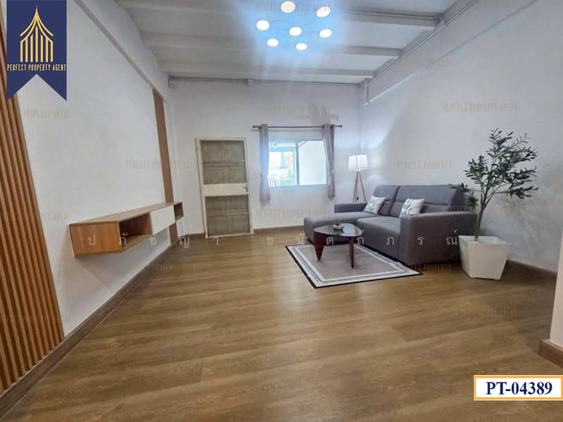 ปรีชา 8, Bangkok, Hua Mak, Bang Kapi, Bangkok, 2 Bedrooms, 90 sqm, Townhouse For Sale, by ปภัชญา ธนัตถ์ภรณ์, 500384675 - DDproperty.com