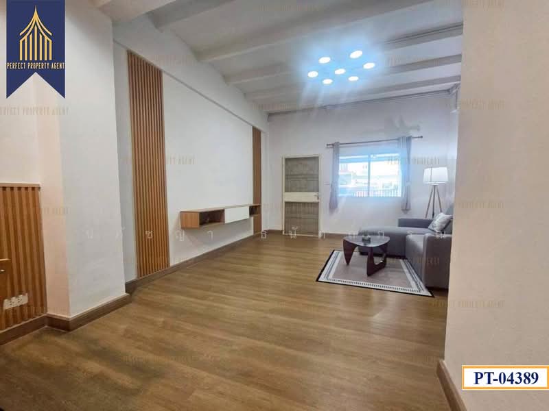 ปรีชา 8, Bangkok, Hua Mak, Bang Kapi, Bangkok, 2 Bedrooms, 90 sqm, Townhouse For Sale, by ปภัชญา ธนัตถ์ภรณ์, 500384675 - DDproperty.com