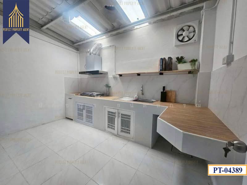 ปรีชา 8, Bangkok, Hua Mak, Bang Kapi, Bangkok, 2 Bedrooms, 90 sqm, Townhouse For Sale, by ปภัชญา ธนัตถ์ภรณ์, 500384675 - DDproperty.com