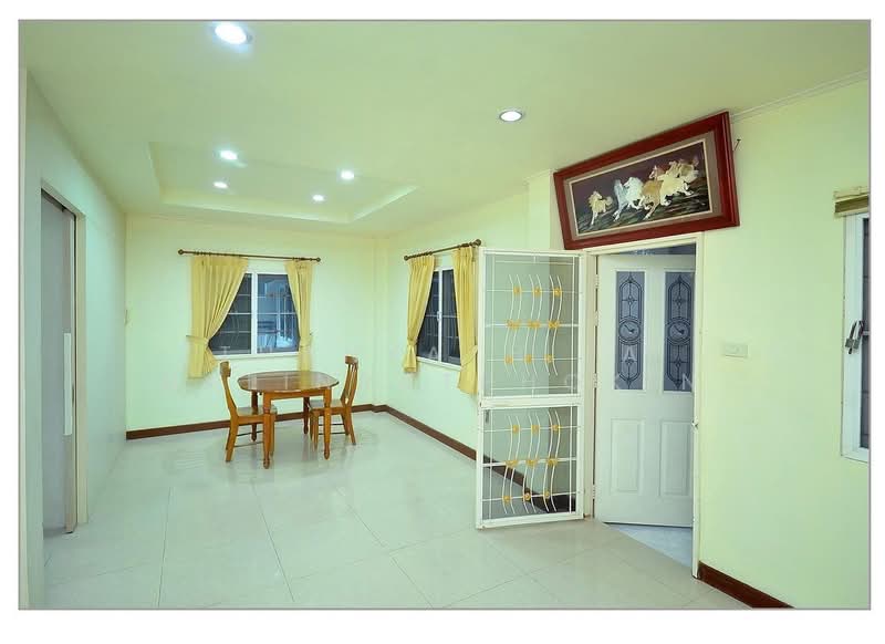 Preecha Romklao, Bangkok, Soi Romklao 1, Saen Sab, Min Buri, Bangkok, 3 Bedrooms, 180 sqm, Single Detached House For Sale, by Thanyathita Nalinratphokin, 500384680 - DDproperty.com