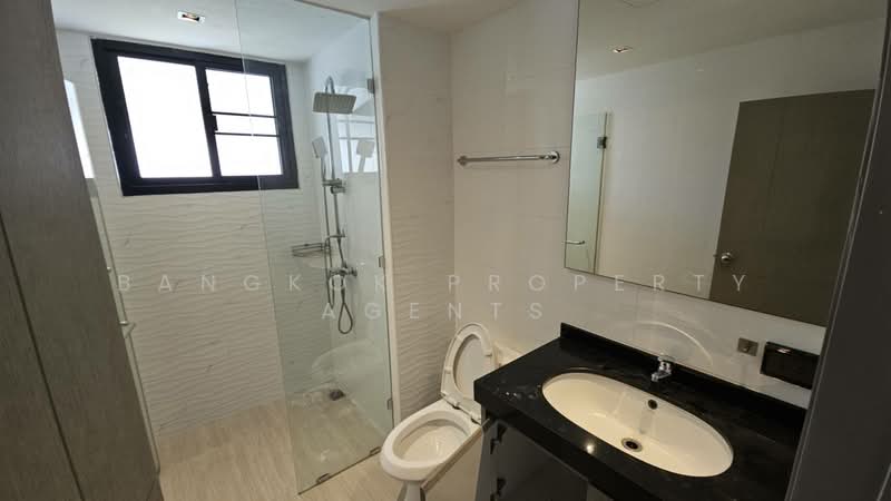 Villa Bajaj, Bangkok, Soi Sukhumvit 19, Khlongtoei Nua, Watthana, Bangkok, 3 Bedrooms, 241 sqm, Condo For Rent, by BANGKOK PROPERTY AGENTS, 500384695 - DDproperty.com