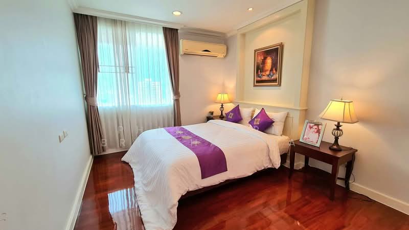 Piyathip Place, Bangkok, 24 Soi Prommitr, Khlong Tan Nua, Watthana, Bangkok, 4 Bedrooms, 375 sqm, Condo For Rent, by Phakaporn Brikshavana, 500384707 - DDproperty.com