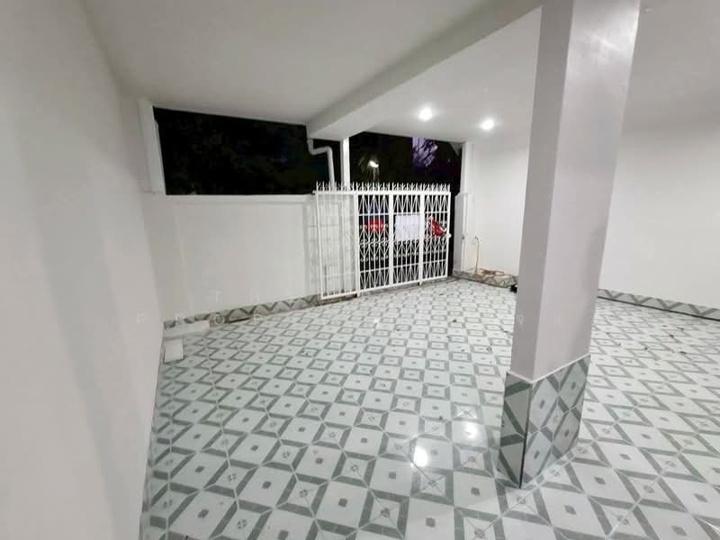 ทาวน์เฮ้าส์บางบัวทอง นนทบุรี, Nonthaburi, Bang Rak Yai, Bang Bua Thong, Nonthaburi, 2 Bedrooms, 100 sqm, Townhouse For Sale, by The Best Property แจง, 500384715 - DDproperty.com
