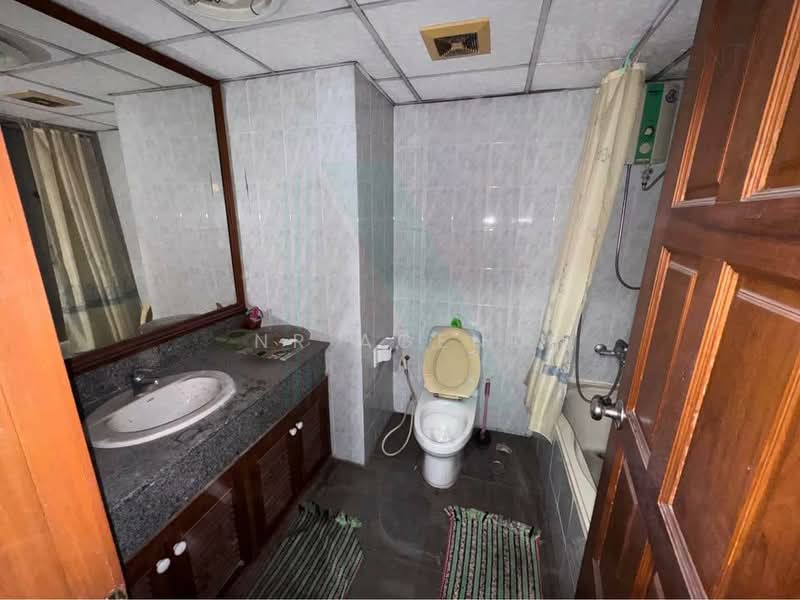 Royal Nine Residence, Bangkok, Soi Rama IX 17, Bang Kapi, Huai Khwang, Bangkok, 1 Bedroom, 68 sqm, Condo For Sale, by NR AGENT, 500384726 - DDproperty.com