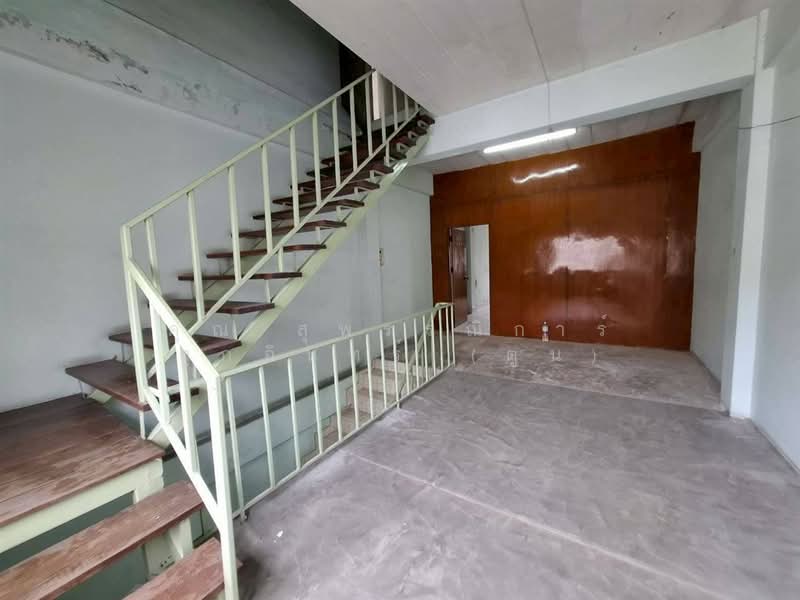 อาคารพาณิชย์ 3.5 ชั้น 37 ตร.ว. อาคารพาณิชย์ ซอยเทพารักษ์86, Samut Prakan, ถนนเทพารักษ์, Thepharak, Muang Samut Prakarn, Samut Prakan, , 150 sqm, Shophouse For Sale, by คุณ สุพรรณิการ์ ลูกอินทร์ (ตูน), 500384743 - DDproperty.com