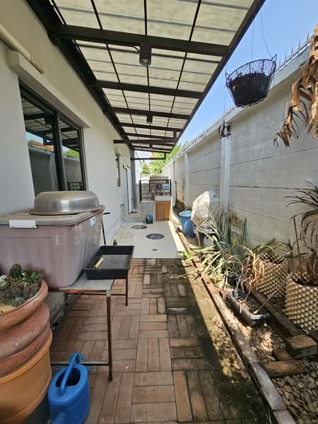 Venue Rama 5-2, Nonthaburi, Bang Sri Muang 1 Road, Bang Sri Muang, Muang Nonthaburi, Nonthaburi, 3 Bedrooms, 200 sqm, Single Detached House For Sale, by HOME Real Estate Service, 500384747 - DDproperty.com