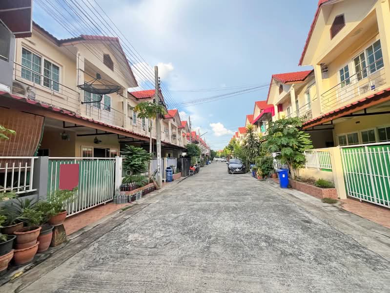 เฟื่องฟ้าวิลล่า 15 เฟส 2, Samut Prakan, Phreak Sa Mai, Muang Samut Prakarn, Samut Prakan, 3 Bedrooms, 97 sqm, Townhouse For Sale, by The Best Property ตา, 500384751 - DDproperty.com