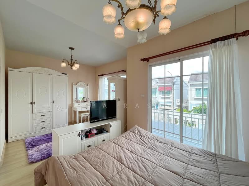 The village Chaengwatthana-Tiwananon, Nonthaburi, Soi Areeya Village, Ban Mai, Pak Kret, Nonthaburi, 4 Bedrooms, 134 sqm, Semi-Detached House (Twin House) For Sale, by Punpapa Rassamee, 500384753 - DDproperty.com