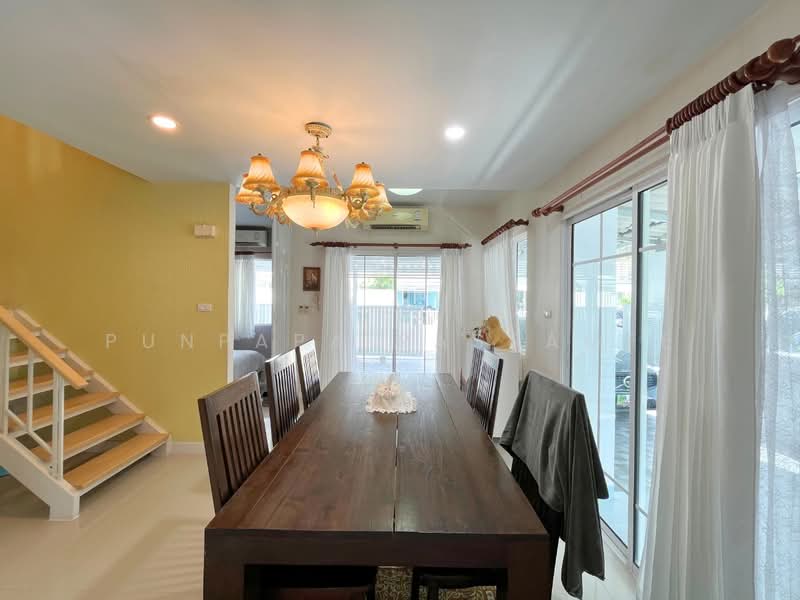 The village Chaengwatthana-Tiwananon, Nonthaburi, Soi Areeya Village, Ban Mai, Pak Kret, Nonthaburi, 4 Bedrooms, 134 sqm, Semi-Detached House (Twin House) For Sale, by Punpapa Rassamee, 500384753 - DDproperty.com