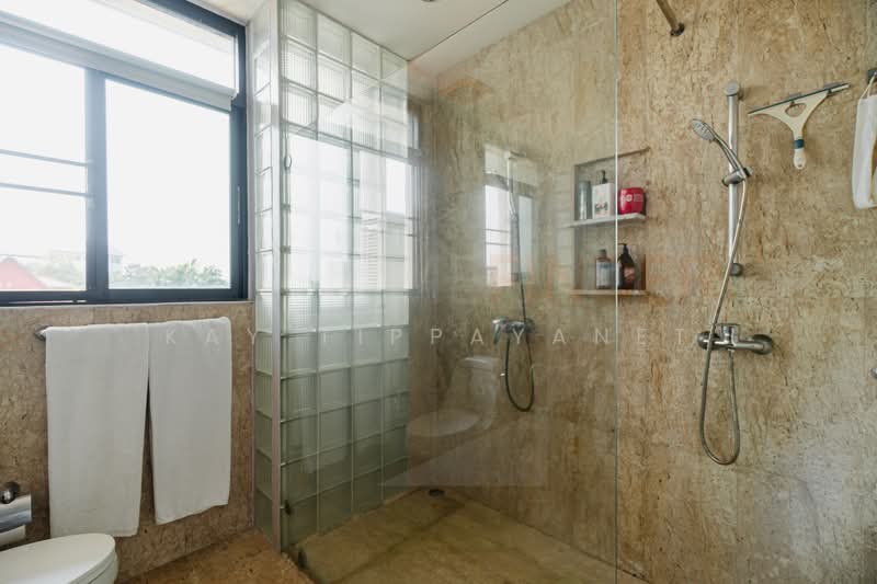 Townhouse sukhumvit 101/1, Bangkok, Bang Chak, Phra Khanong, Bangkok, 3 Bedrooms, 236 sqm, Townhouse For Sale, by Kay Tippayanet, 500384769 - DDproperty.com
