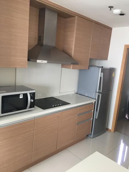 The Emporio Place, Bangkok, 93 Soi Sukhumvit 24, Sukhumvit Road, Khong Tan, Khlong Toei, Bangkok, 3 Bedrooms, 160 sqm, Condo For Rent, by Khun Real, 500384786 - DDproperty.com