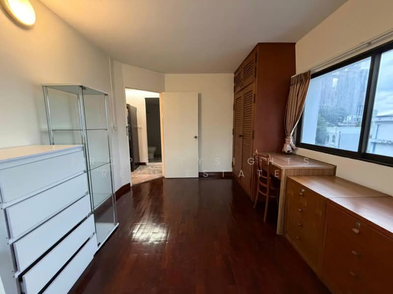 Thonglor Tower, Bangkok, Soi Thonglor, Sukhumvit 55 Road, Khlongtoei Nua, Watthana, Bangkok, 3 Bedrooms, 100 sqm, Condo For Rent, by PROPERTYSIGHTS REAL ESTATE, 500384788 - DDproperty.com