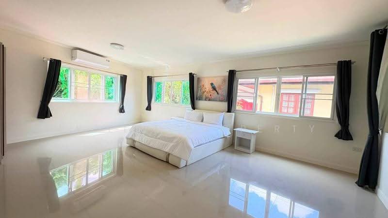 8R0892 Pool villa for rent 5 bedroom 5 bathroom 90,000/month at chalong have fully furnished, Phuket, Chalong, Muang Phuket, Phuket, 5 Bedrooms, 200 sqm, Villa For Rent, by PK LIFE Property, 500384796 - DDproperty.com