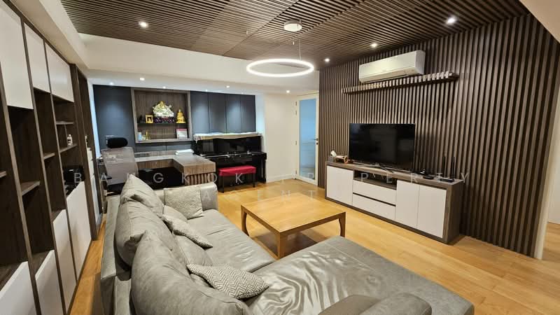 Royal Castle Sukhumvit, Bangkok, 30 Soi Sukhumvit 39, Khlongtoei Nua, Watthana, Bangkok, 3 Bedrooms, 190 sqm, Condo For Sale, by BANGKOK PROPERTY AGENTS, 500384798 - DDproperty.com