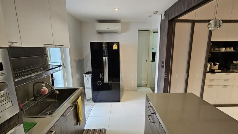 Royal Castle Sukhumvit, Bangkok, 30 Soi Sukhumvit 39, Khlongtoei Nua, Watthana, Bangkok, 3 Bedrooms, 190 sqm, Condo For Sale, by BANGKOK PROPERTY AGENTS, 500384798 - DDproperty.com