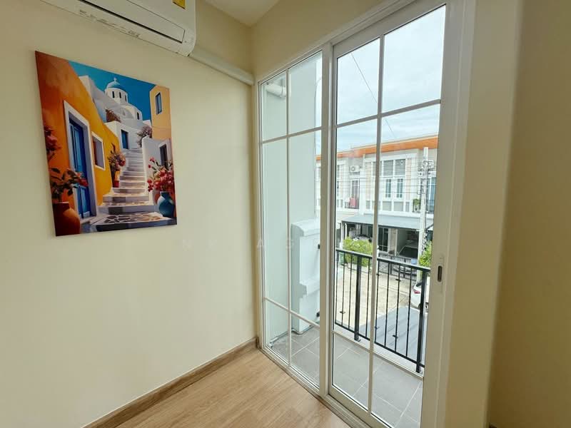 หมู่บ้านโกลเด้นทาวน์ พหลโยธิน-สะพานใหม่, Bangkok, Khlong Tanon, Sai Mai, Bangkok, 3 Bedrooms, 110 sqm, Townhouse For Sale, by NR AGENT, 500384803 - DDproperty.com