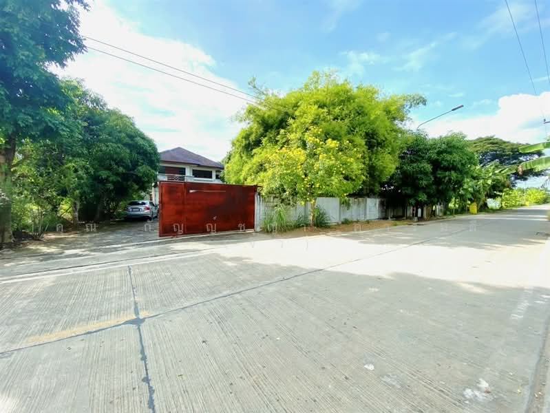 ที่ดิน + บ้าน 2 ชั้น 300 ตร.ว. ใกล้โลตัสรังสิต คลอง7 ถนนรังสิต–นครนายก, Pathum Thani, ถนนรังสิต–นครนายก, Lam Phak Kut, Thanyaburi, Pathum Thani, 5 Bedrooms, 400 sqm, Single Detached House For Sale, by คุณ กัญญ์ชญา คารมดี (จิ๋ว), 500384810 - DDproperty.com