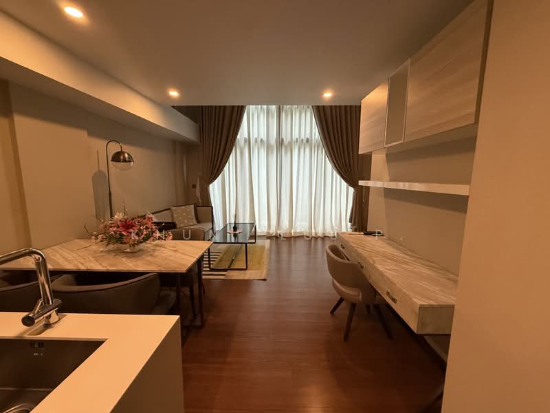 Na Vara Residence, Bangkok, 33/6 Soi Langsuan, Lumphini, Pathum Wan, Bangkok, 1 Bedroom, 76 sqm, Condo For Rent, by Khun Plus P., 500384856 - DDproperty.com