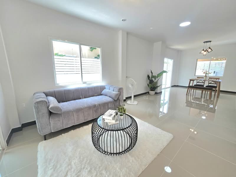 Noantawee Ville 5, Bangkok, Mit Maitri Road, Nong Chok, Nong Chok, Bangkok, 4 Bedrooms, 200 sqm, Single Detached House For Sale, by นภัสศรณ์ วงศ์สินไทยกร (นันท์), 500384863 - DDproperty.com
