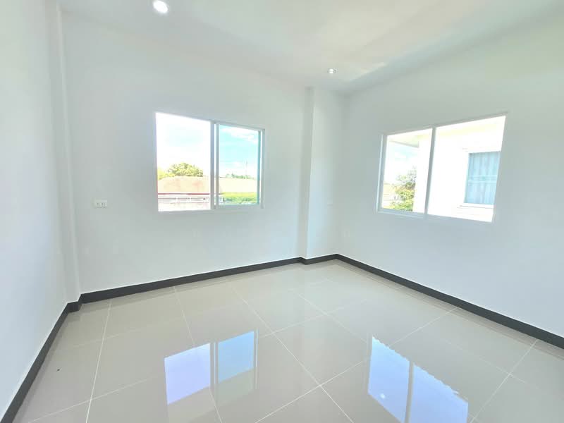 Noantawee Ville 5, Bangkok, Mit Maitri Road, Nong Chok, Nong Chok, Bangkok, 4 Bedrooms, 200 sqm, Single Detached House For Sale, by นภัสศรณ์ วงศ์สินไทยกร (นันท์), 500384863 - DDproperty.com
