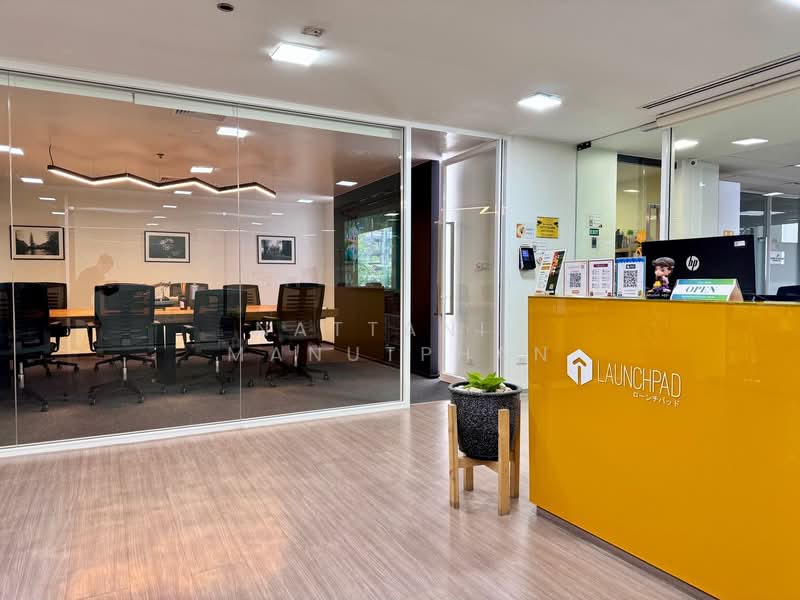 Launchpad, Bangkok, ปั้น, Silom, Bang Rak, Bangkok, , 34 sqm, Office Space For Rent, by Nattanit Manutphan, 500384902 - DDproperty.com