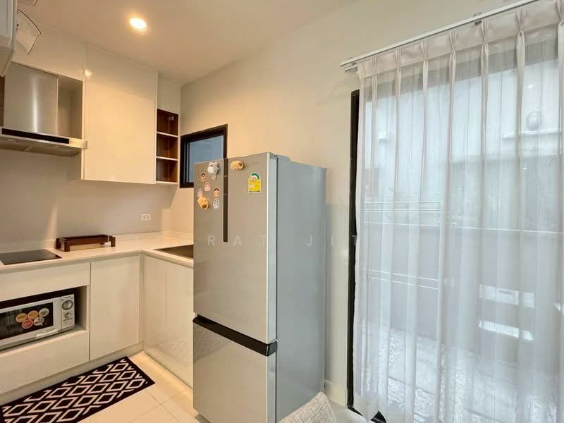 Baan Klang Muang Rama 9-Krungthep Kreetha, Bangkok, Soi Kanchanaphisek 23, Saphan Sung, Bangkok, 3 Bedrooms, 152 sqm, Townhouse For Rent, by Jutarat Jitmun, 500384933 - DDproperty.com