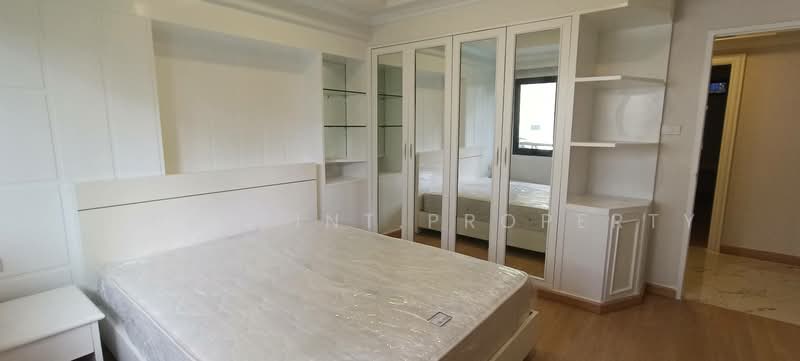 Cosmo Villa, Bangkok, 33 ซอยสุขุมวิท 12 ถนนสุขุมวิท แขวง/เขตคลองเตย กทม., Khlong Toei, Bangkok, 3 Bedrooms, 250 sqm, Condo For Rent, by Blueprint.property, 500384964 - DDproperty.com