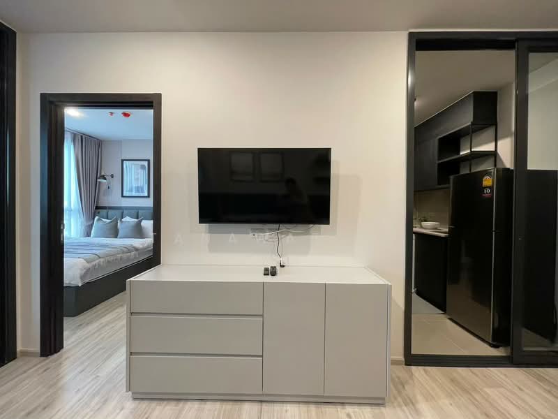 XT Huaikhwang, Bangkok, 244 Ratchadaphisek Road, Huai Khwang, Bangkok, 1 Bedroom, 35 sqm, Condo For Rent, by Tanawat PP, 500384970 - DDproperty.com