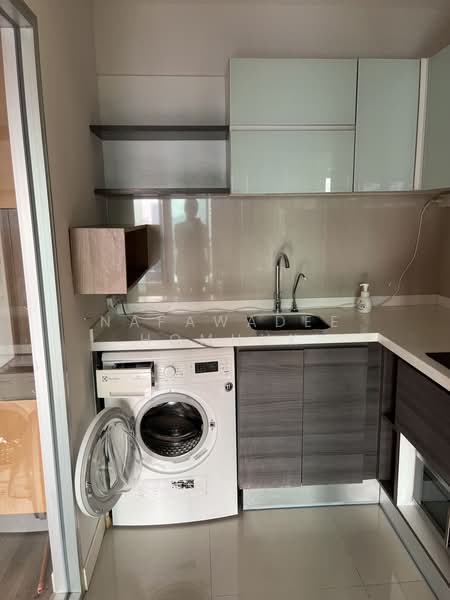 Centric Sathorn-St Louis, Bangkok, Sathorn Nua Road, Yan Nawa, Sathon, Bangkok, 2 Bedrooms, 85 sqm, Condo For Rent, by Napawadee Homhuk, 500384974 - DDproperty.com
