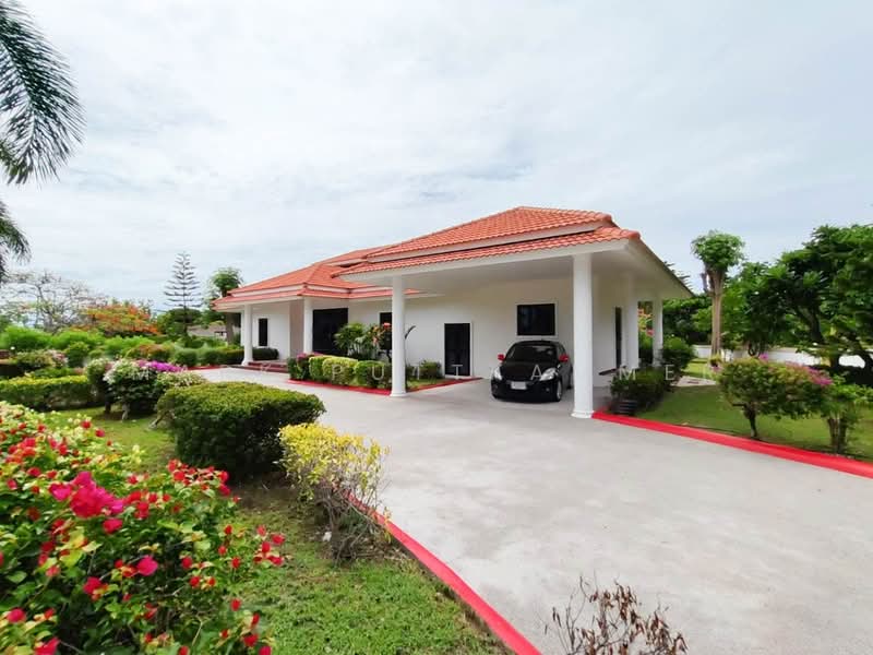 Palm Hills Golf Club and Residence, Phetchaburi, 1444 Phet Kasem Rd, Cha-am, Cha-Am, Phetchaburi, 3 Bedrooms, 450 sqm, Villa For Sale, by Mark Puttkammer, 500385020 - DDproperty.com
