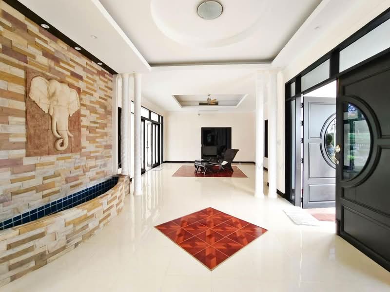 Palm Hills Golf Club and Residence, Phetchaburi, 1444 Phet Kasem Rd, Cha-am, Cha-Am, Phetchaburi, 3 Bedrooms, 450 sqm, Villa For Sale, by Mark Puttkammer, 500385020 - DDproperty.com