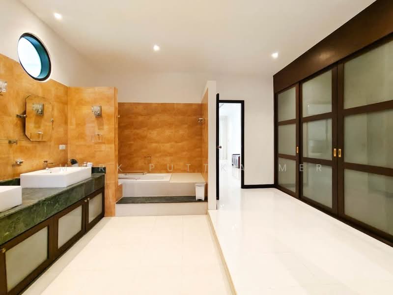 Palm Hills Golf Club and Residence, Phetchaburi, 1444 Phet Kasem Rd, Cha-am, Cha-Am, Phetchaburi, 3 Bedrooms, 450 sqm, Villa For Sale, by Mark Puttkammer, 500385020 - DDproperty.com