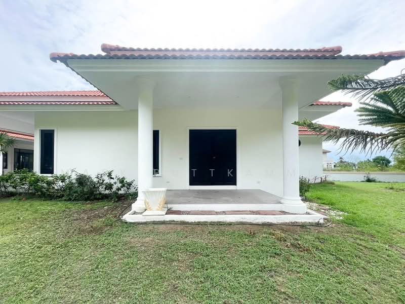 Palm Hills Golf Club and Residence, Phetchaburi, 1444 Phet Kasem Rd, Cha-am, Cha-Am, Phetchaburi, 3 Bedrooms, 450 sqm, Villa For Sale, by Mark Puttkammer, 500385020 - DDproperty.com