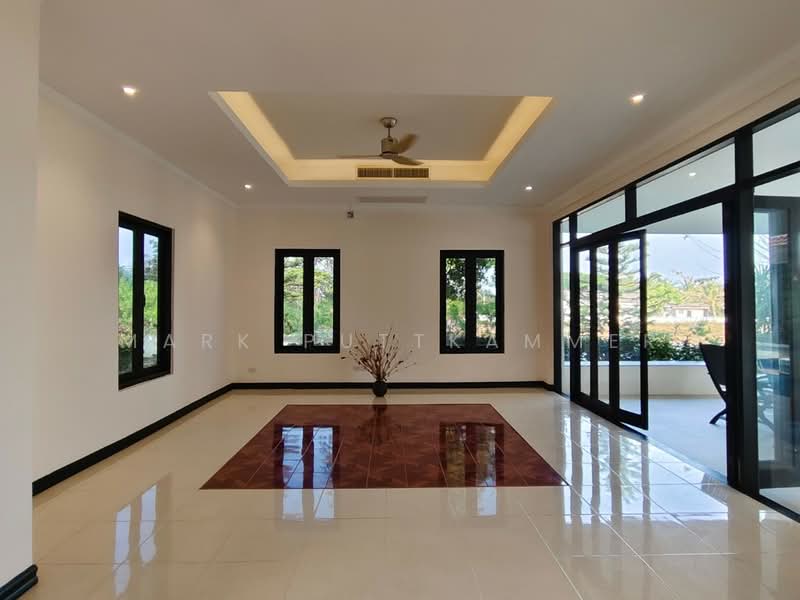 Palm Hills Golf Club and Residence, Phetchaburi, 1444 Phet Kasem Rd, Cha-am, Cha-Am, Phetchaburi, 3 Bedrooms, 450 sqm, Villa For Sale, by Mark Puttkammer, 500385020 - DDproperty.com