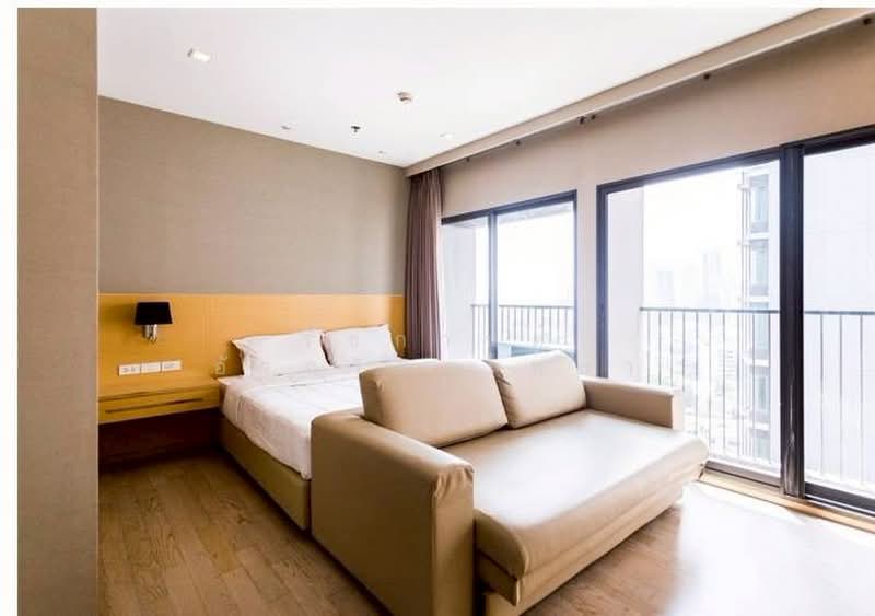 Noble Remix, Bangkok, 772 Soi Sukhumvit 36, Sukhumvit Road, Khong Tan, Khlong Toei, Bangkok, Studio, 38 sqm, Condo For Rent, by รัชกานต์ อัจฉริยะโพธา, 500385038 - DDproperty.com