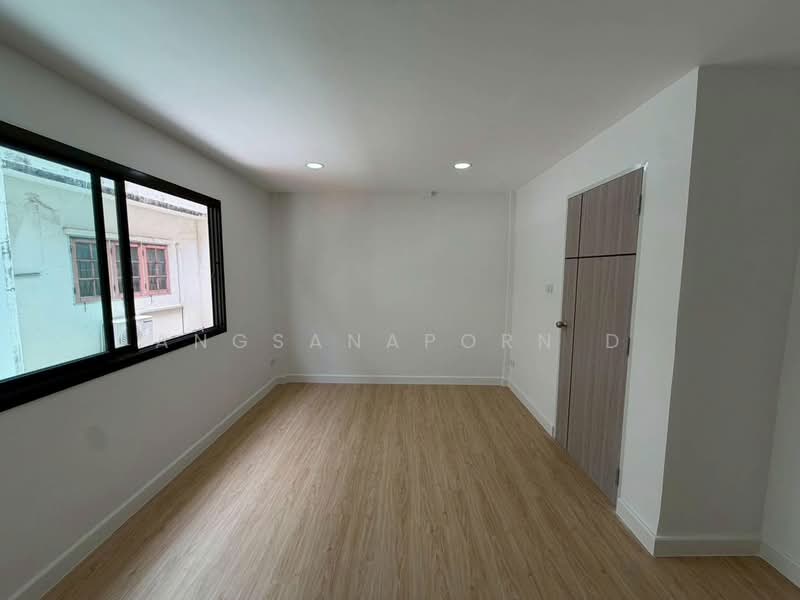 สรานนท์ ติวานนท์-ปากเกร็ด, Nonthaburi, Bang Phut, Pak Kret, Nonthaburi, 4 Bedrooms, 220 sqm, Townhouse For Sale, by Angsanaporn D, 500385050 - DDproperty.com