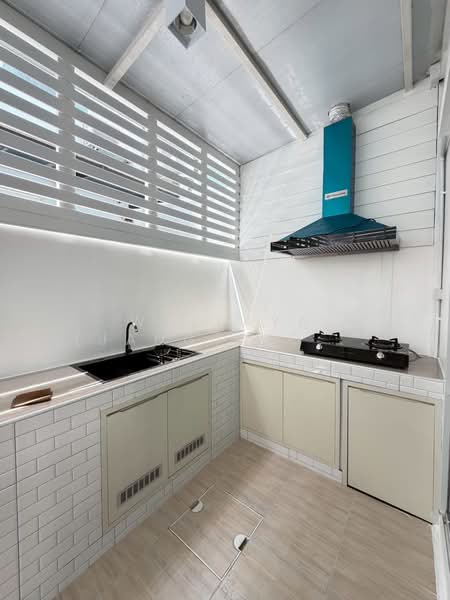 Indy Bangna-Ramkhamhaeng 2, Bangkok, Soi 7, Dok Mai, Prawet, Bangkok, 2 Bedrooms, 90 sqm, Townhouse For Sale, by Wallaya (Jang) Boonmee, 500385083 - DDproperty.com