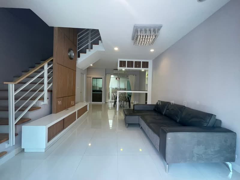 Baan Klang Muang Kaset-Nawamin : บ้านกลางเมือง เกษตร-นวมินทร์, กรุงเทพ, ซอยนวมินทร์ 70 แยก 11-2, คลองกุ่ม, บึงกุ่ม, กรุงเทพ, 162 ตร.ม., ทาวน์เฮ้าส์ ให้เช่า, โดย วรัทยา สีหนาทสกุล, 500385095 - DDproperty.com