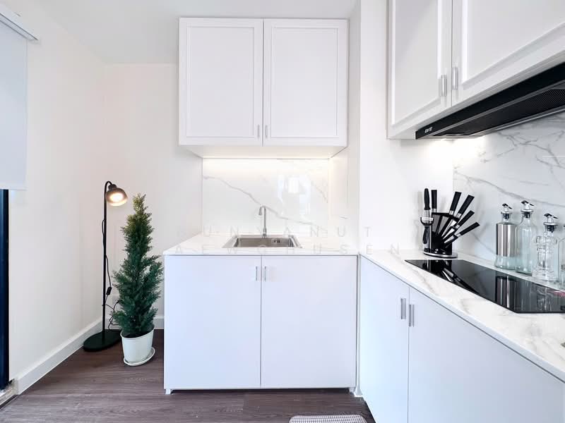 Icon III, Bangkok, 858 Sukhumvit Road, Khlong Tan Nua, Watthana, Bangkok, 1 Bedroom, 89 sqm, Condo For Sale, by Bunyanut Kaewchusen, 500385115 - DDproperty.com