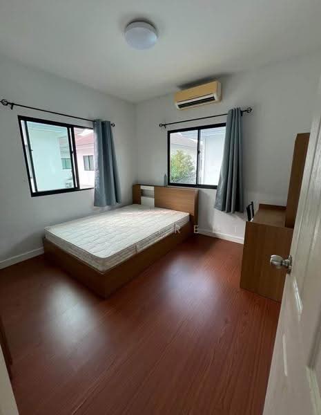 Modi Villa Ladkrabang-Suvarnabhumi, Chachoengsao, Luang Phaeng Road, Khlong Luang Phaeng, Muang Chachoengsao, Chachoengsao, 3 Bedrooms, 144 sqm, Townhouse For Rent, by Home4rent, 500385184 - DDproperty.com
