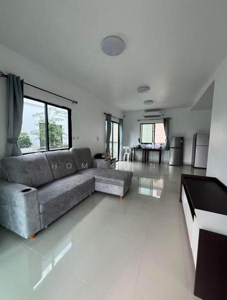 Modi Villa Ladkrabang-Suvarnabhumi, Chachoengsao, Luang Phaeng Road, Khlong Luang Phaeng, Muang Chachoengsao, Chachoengsao, 3 Bedrooms, 144 sqm, Townhouse For Rent, by Home4rent, 500385184 - DDproperty.com