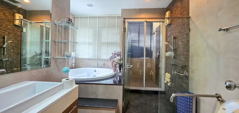 Bangkok Boulevard Ratchada-Ramintra, Bangkok, Ratchada-Ramintra Road, Ram Inthra, Khan Na Yao, Bangkok, 6 Bedrooms, 480 sqm, Single Detached House For Sale, by Pongpeera Ditsayathitaphan, 500385189 - DDproperty.com