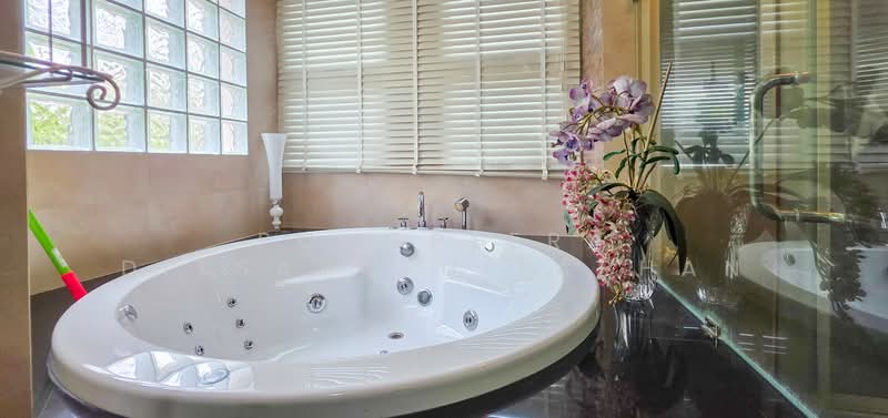 Bangkok Boulevard Ratchada-Ramintra, Bangkok, Ratchada-Ramintra Road, Ram Inthra, Khan Na Yao, Bangkok, 6 Bedrooms, 480 sqm, Single Detached House For Sale, by Pongpeera Ditsayathitaphan, 500385189 - DDproperty.com