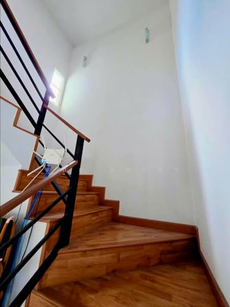 ให้เช่าบ้านแฝด ม.เมโทรปาร์ค ใกล้ ม.เกษตรฯ ศรีราชา, Chon Buri (Pattaya), Thung Suk La, Si Racha, Chon Buri (Pattaya), 3 Bedrooms, 100 sqm, Semi-Detached House (Twin House) For Rent, by Dusit Saengfa, 500385224 - DDproperty.com